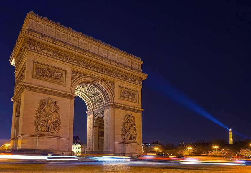 Deal alert: Business-class flights from New York City to Paris or Milan cost $2,300. 