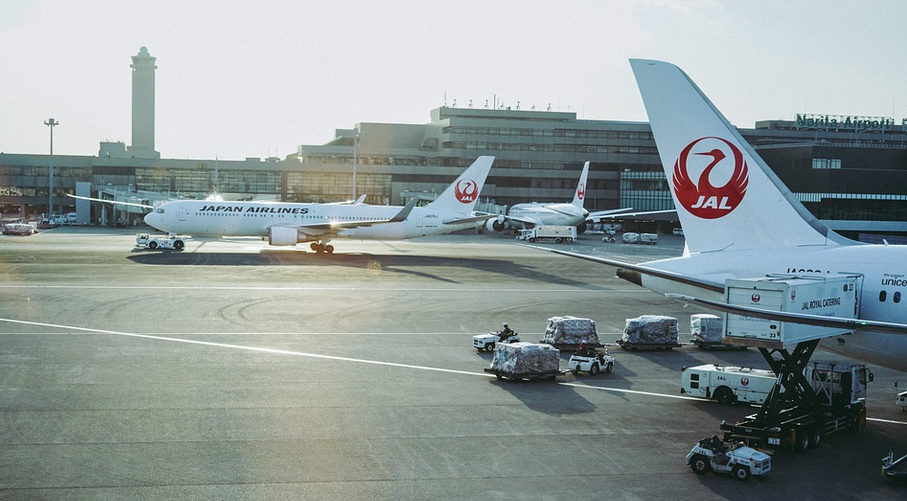 Experiencing Japan from Tokyo to Chicago in JAL business class 