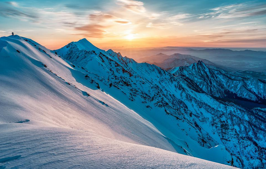 Up to 45% off ski season airfare to Montana 