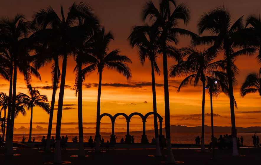 Deal alert for Mexico: fly for as little as $220 round-trip to Puerto Vallarta 